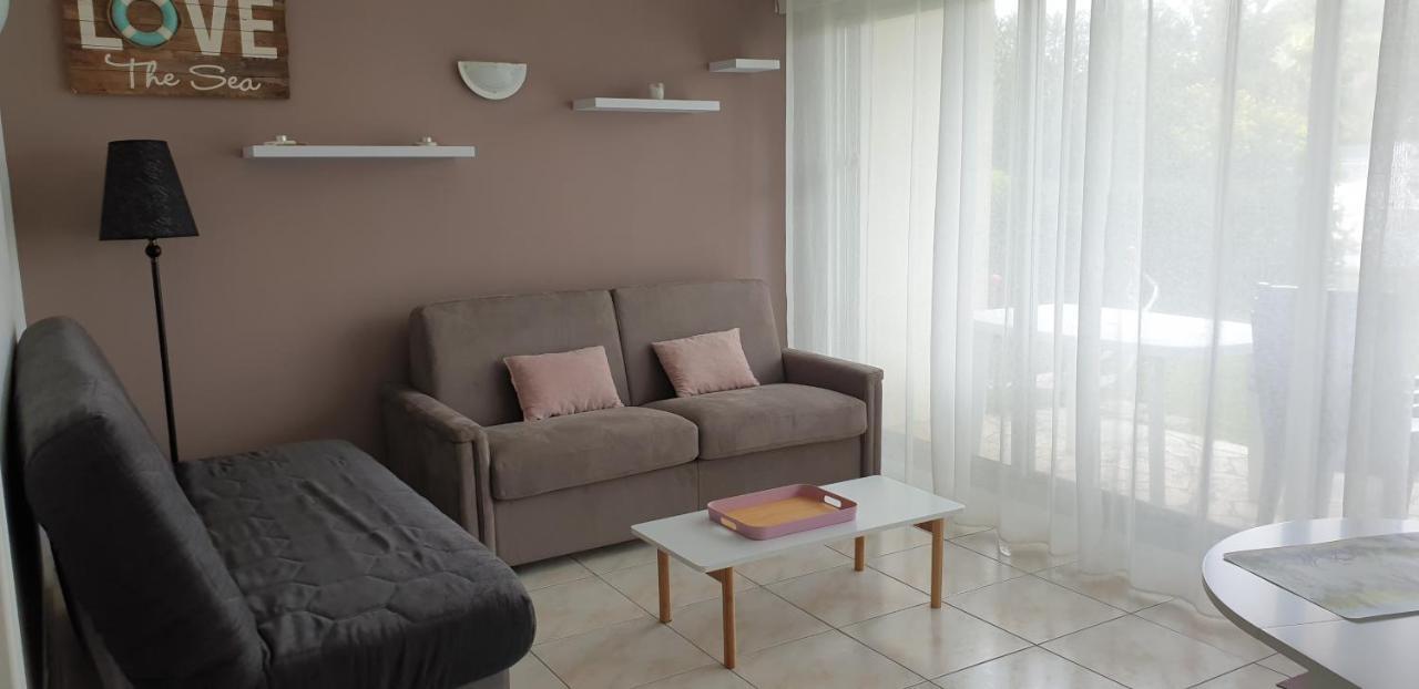 Studio Proche Ecole De Voile Et Plage Apartment Saint-Georges-de-Didonne Bagian luar foto